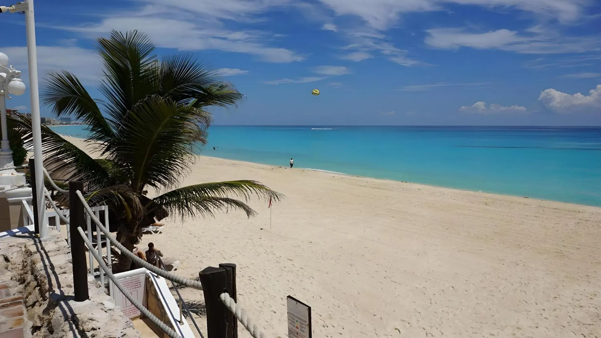 Cancun Plaza By Andiani Travel